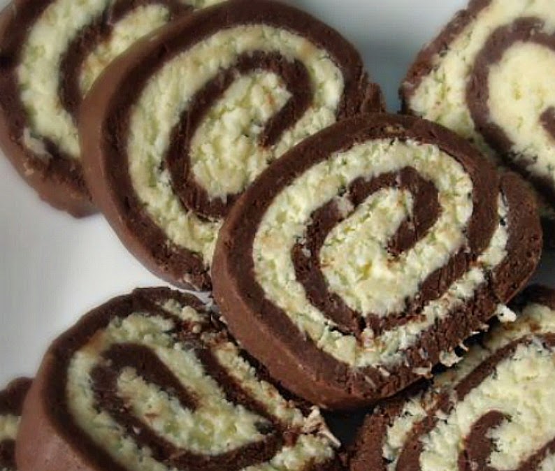 Recipe Biscuits roll with coconut cream